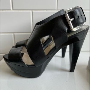 Michael Kors size 5 black platform heels